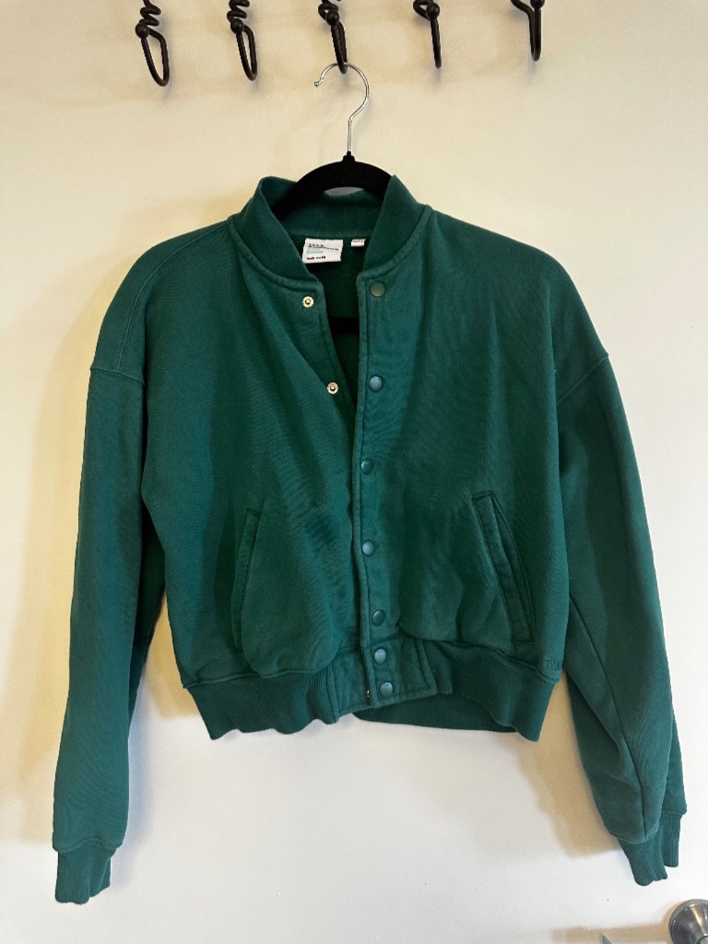 Aritzia TNA bomber style fleece jacket
